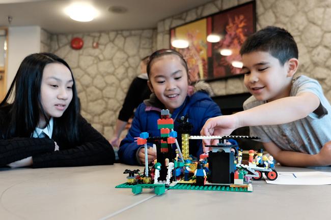 LEGO creating thinking and play anti-bullying