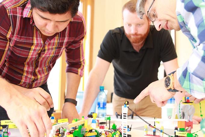 Pudsigt Stolpe Vejrtrækning Strategic Play Global (0914162 B.C. Ltd.) - Certification in LEGO SERIOUS  PLAY: Thinking with Strategy