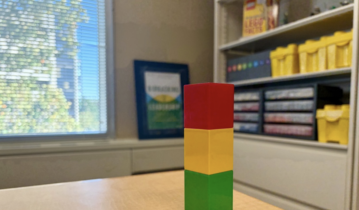 red-light-duplo