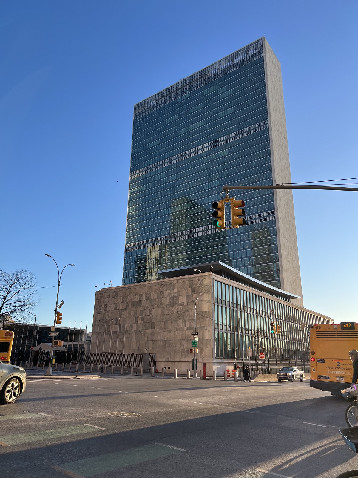 un2025-2